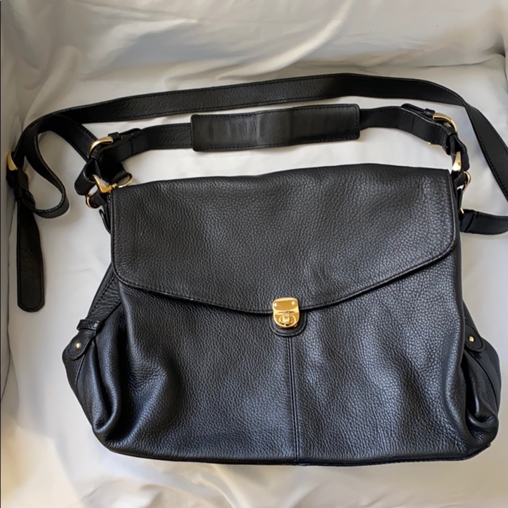 Banana Republic purse with crossbody strap
